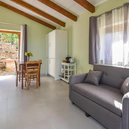 1 Bedroom In *