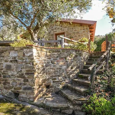 1 Bedroom In Laureana Cilento